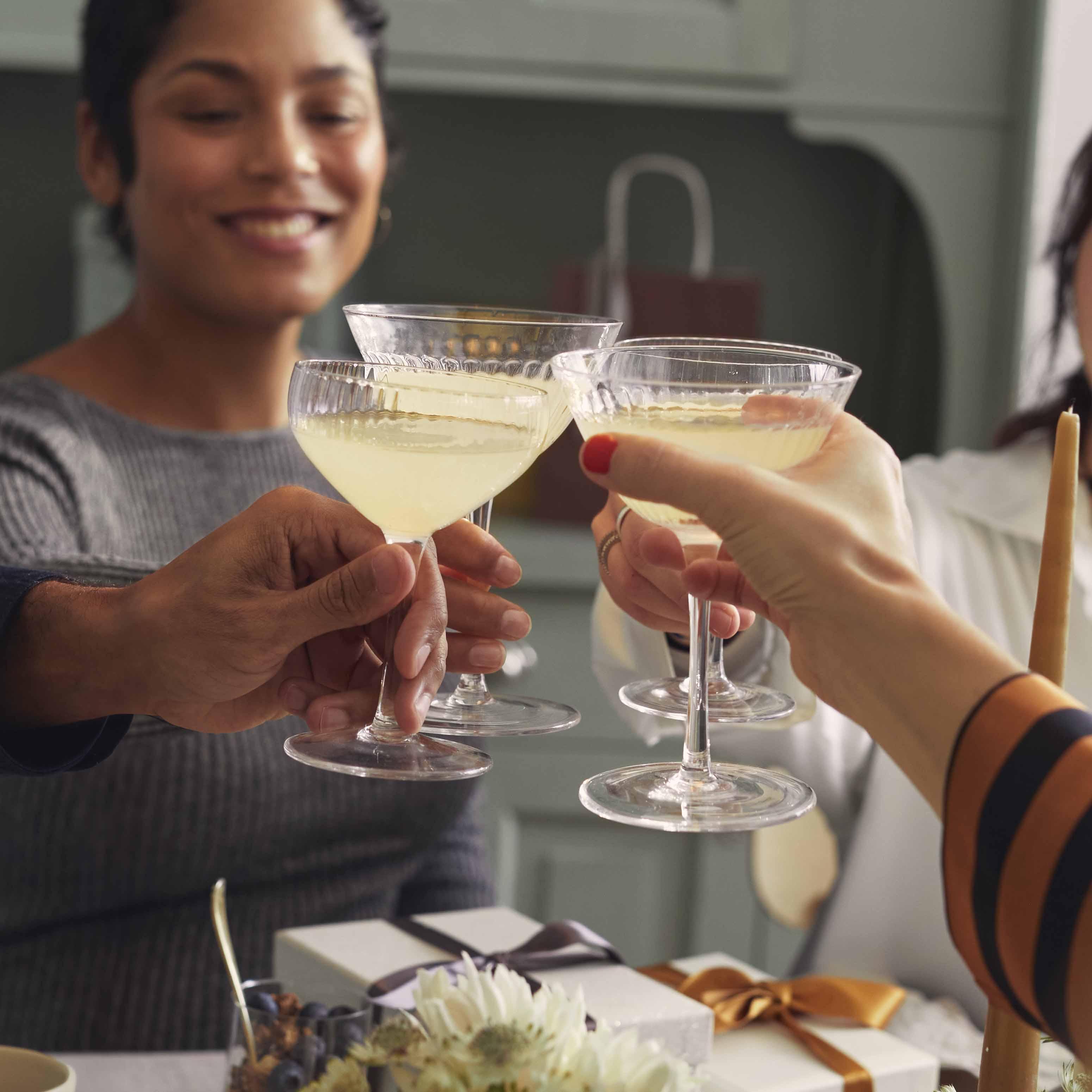 Food, drinks and games for the perfect Baby Shower  - BabyBjörn