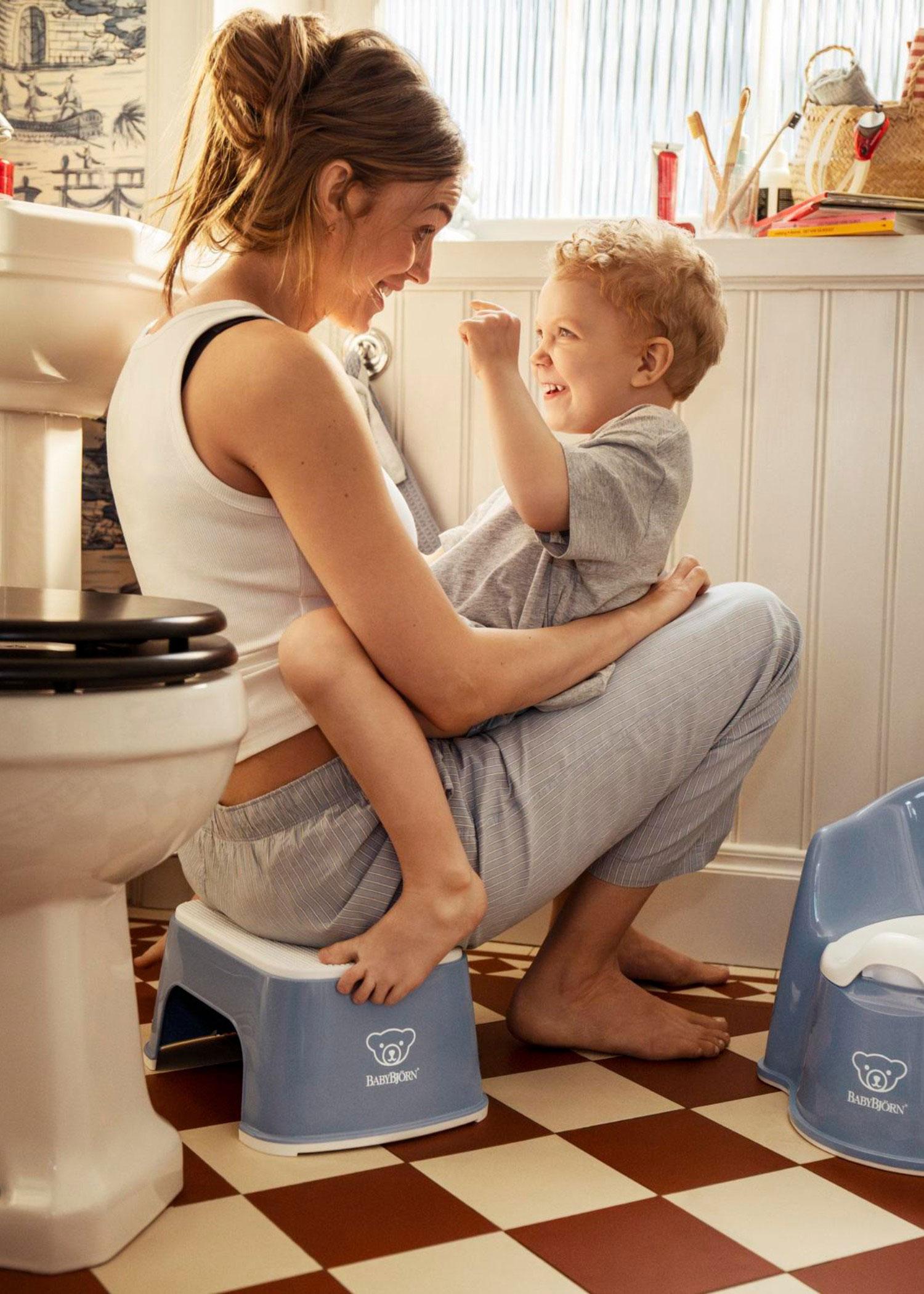 Bathroom products, potties and step stools in powder blue BPA-free plastic - BabyBjörn