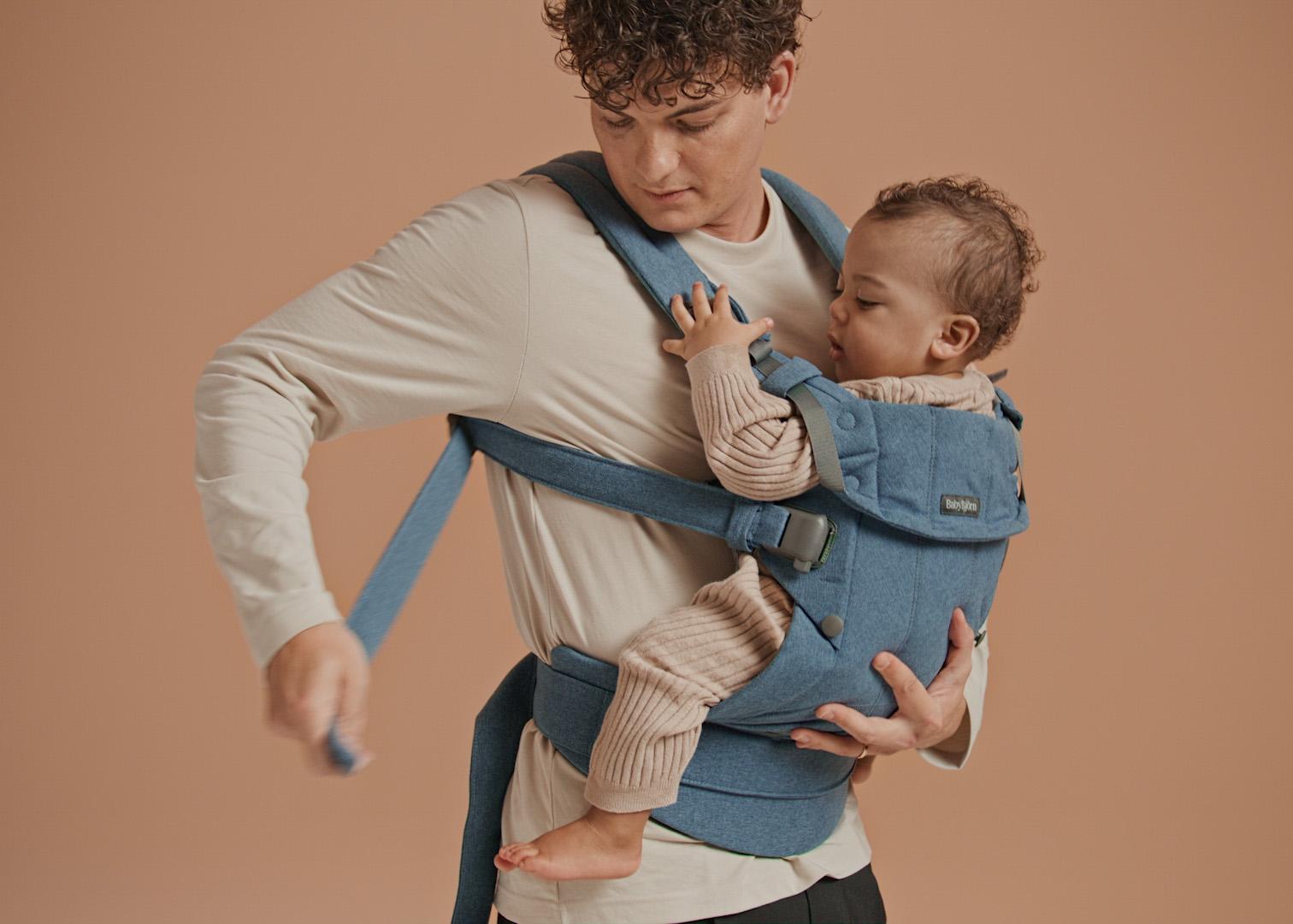 How to videos BabyBjörn Baby Carriers