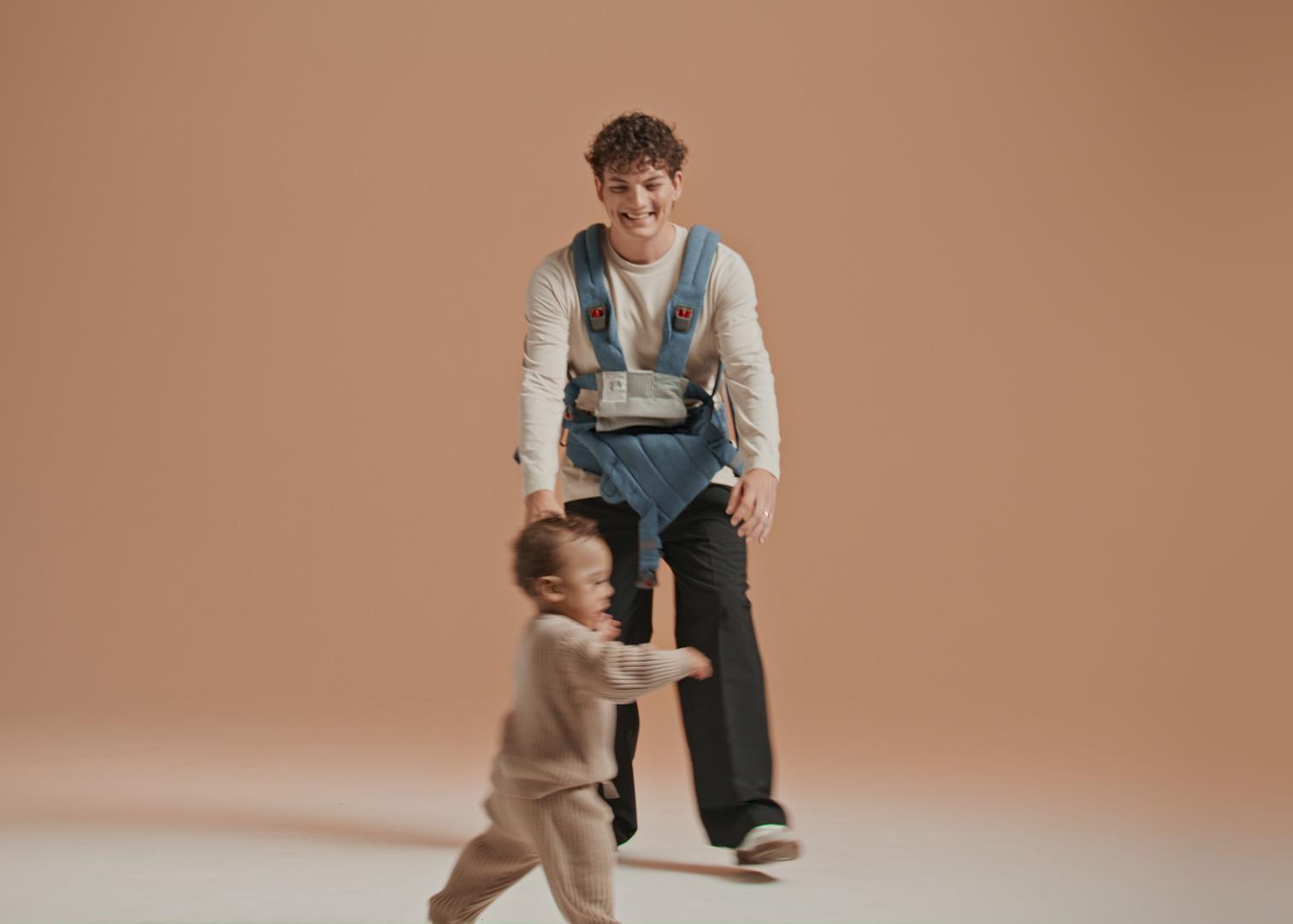 How to videos BabyBjörn Baby Carriers